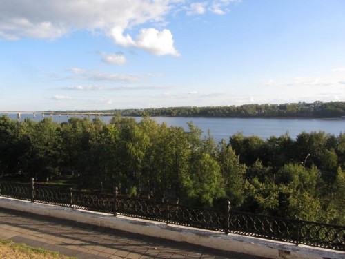 Фото влево...