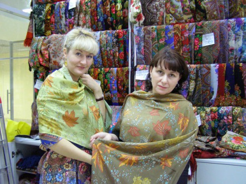 Девочки,вот убейте,не помню как эти шарфики называются...Позор мне!