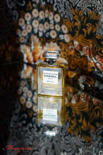 Бархатный-18 и Cuir de Russie