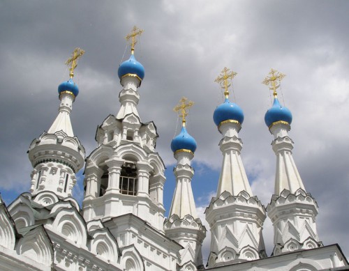 Храм в Путинках