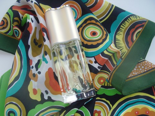 Зонтики (1163-9) и White Linen Estee Lauder