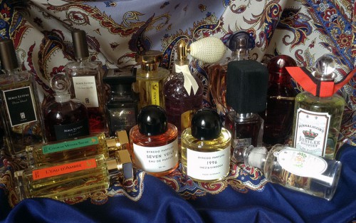 Serge Lutens:Daim Blond,La Myrrhe, Un Bois Vanille; L`Artisan:Coeur de Vetiver Sacre,L'Eau d'Ambre, Mimosa Pour Moi;  Penhaligon`s:Elisabethan Rose и Jubilee Bouquet;Tom Ford Oud Fleur; Black Afgano Nasomatto; Guerlain: L'Heure de Nuit, Samsara Eau de Parfum, Guerlain Shalimar Parfum Initial L'Eau ; Byredo:1996 Inez &amp; Vinoodh и Seven Veils.