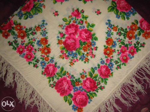 241024986_4_1000x700_krasivyy-sherstyanoy-platok-moda-i-stil_rev002.jpg