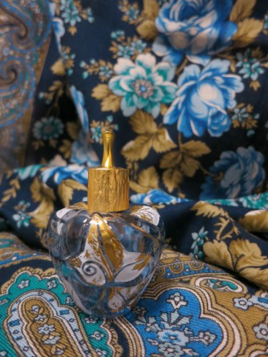 Lolita Lempicka Le Premier Parfum и Расцветающие камни 1442-65
