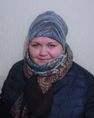 Как хорошо уметь вязать , не нужно шапку покупать...
