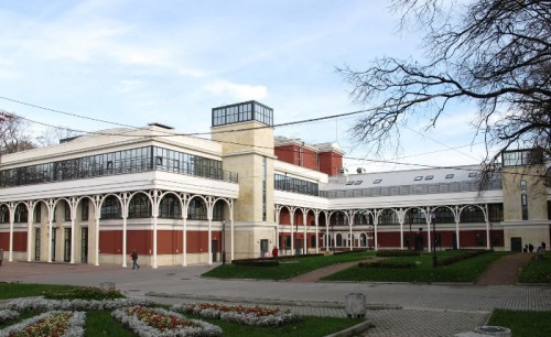 1356468363_teatr-na-fontanke.jpg