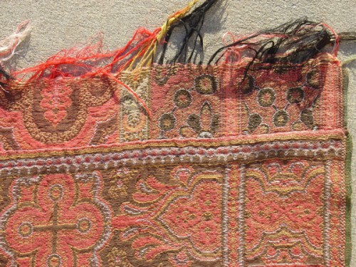 europeanpaisleyshawl62b62m.jpg