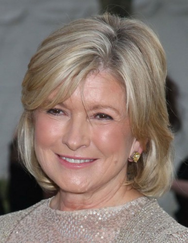 short-hairstyles-for-women-over-50-years-old-54b37493b002a.jpg