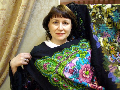 В кадре-рукописные шали &quot;Времена года&quot;, &quot;Кащеево царство&quot; и KatrinM. Классно,Света!