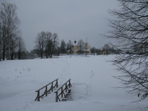 Церковь городища Воронич в Тригорском.