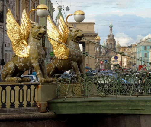Банковский мост.