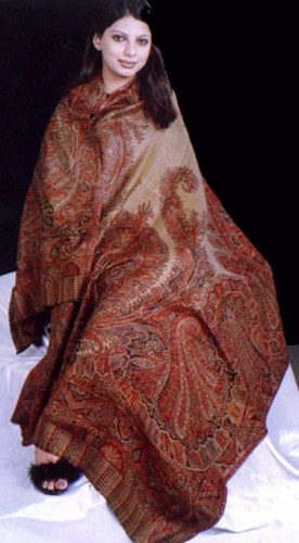 girl shawl.jpg