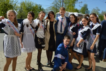 ylznG0cZKLQ.jpg