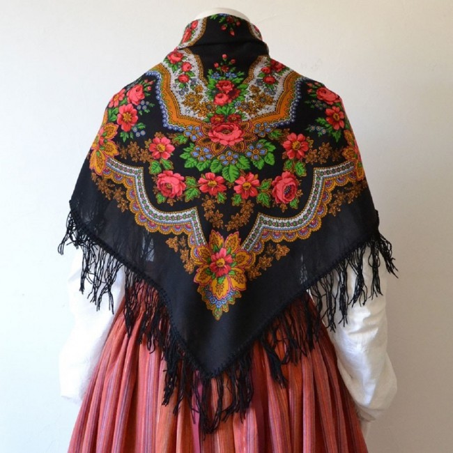manton-de-merino-flores.jpg