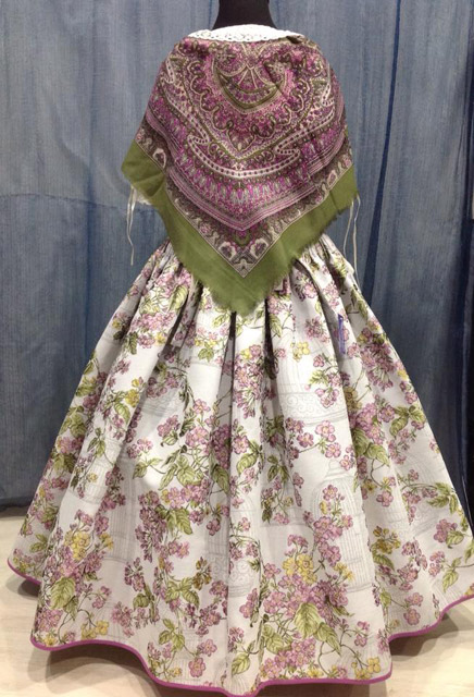 artesanias-susana-traje-regional-02.jpg