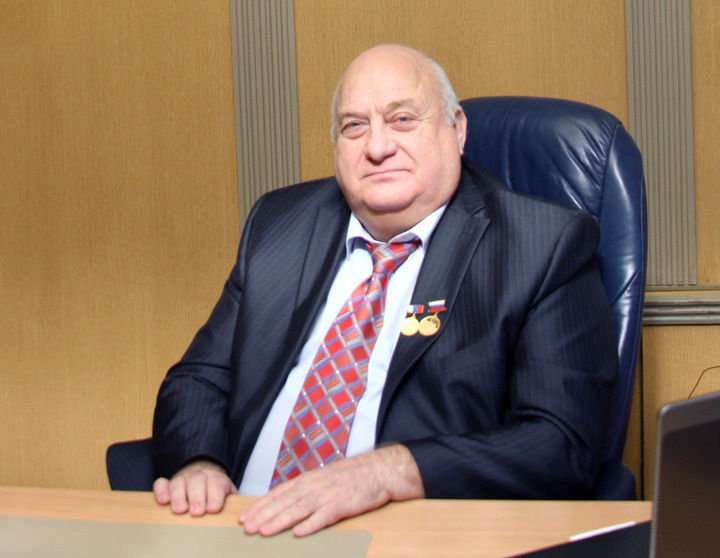 Стулов.jpg