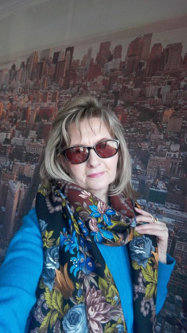 Шаль &quot;Цыганка Аза&quot;, вид 27, 148х148см, Художник: Регунова Екатерина