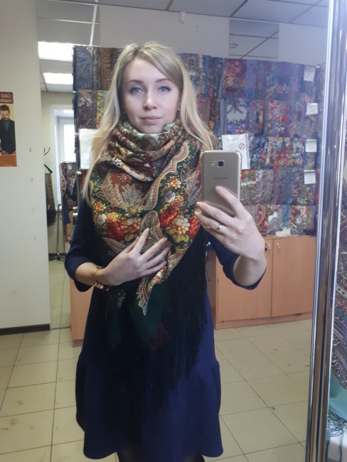 Миндаль 10, Валерия Фадеева