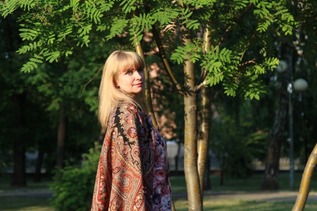 Волшебница, 18 колорит