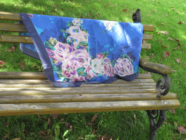 Платок шелковый (крепдешин) "Коварство и любовь", вид 14, 89х89 см<br />Художник: Жукова Елена