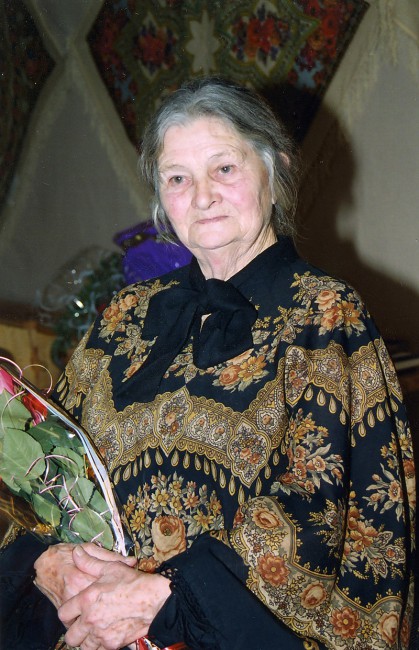 800px-Народный_художник_РФ_Ольшевская_Злата_Александровна.jpg