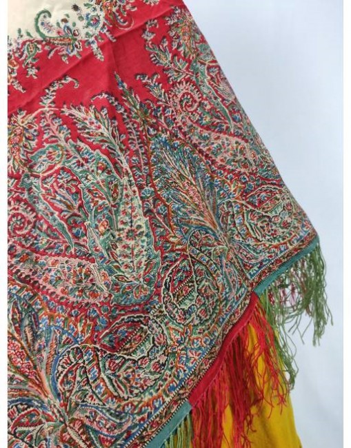 antiguo-manton-de-merino-fino-estampado (3).jpg