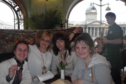 в кафе ЗИНГЕРЪ