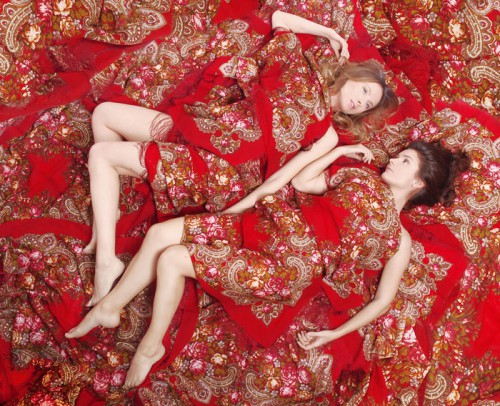 foulard girls.jpg