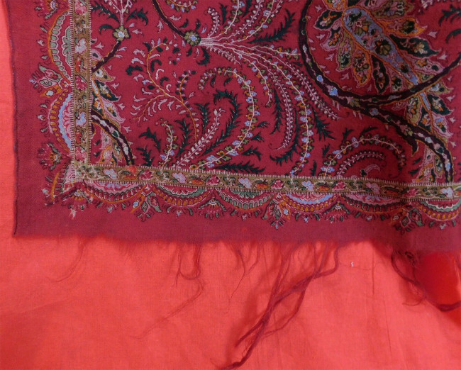 Victorian-Antique-Paisley-Roller-Print-Red-Wool-Challis-_57 (3).jpg