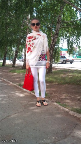 Розы на снегу (шелк).jpg