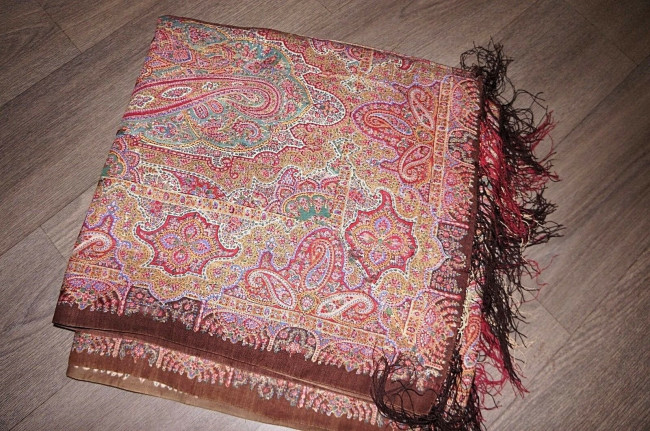 Antique-large-vintage-printed-Kashmir-Paisley-silk-_57 (8).jpg