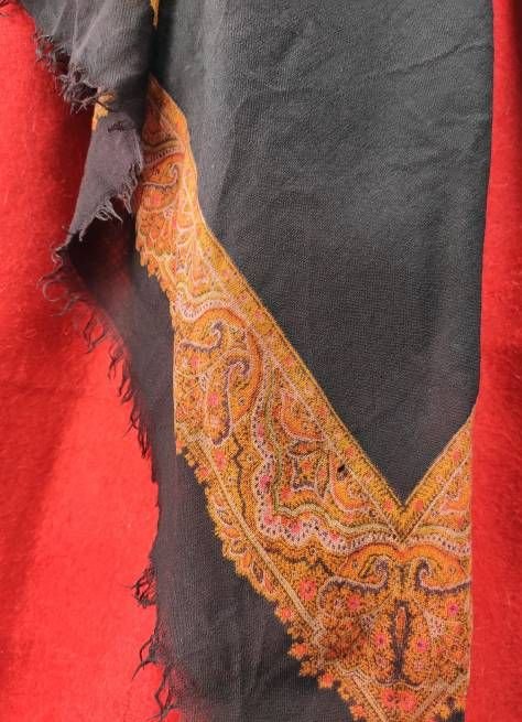 antiguo-panuelo-color-vinagre-estampado (2).jpg