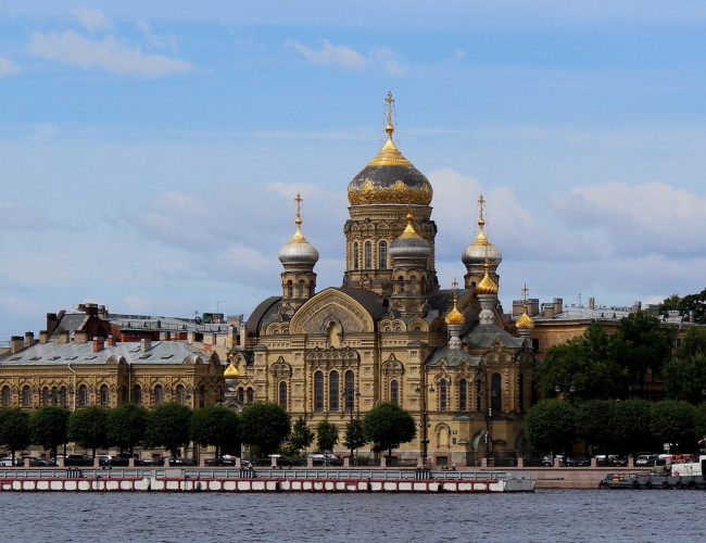 Храм Успения Пресвятой Богородицы (набережная Лейтенанта Шмидта)