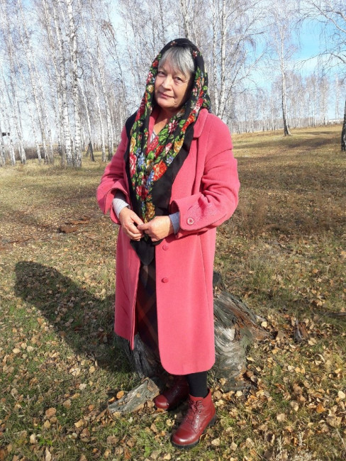 Цветы для души 18 в розовом пальто.jpg