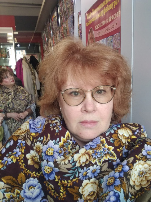 Павловопосадский и Лена_q6NC4xZwJOI.jpg