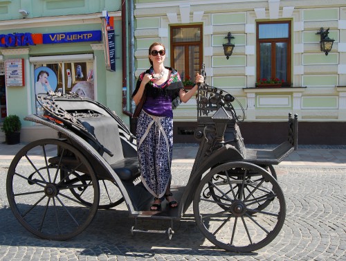 Варенька 1317-18 в Черновцах