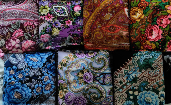 Дар солнца-7, Злато-серебро-15, Ожидание-7, Счастливица-18<br />Зрелый возраст-1, Юбилейный-15, Бархатная ночь-30