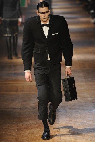 thom-browne32-640x959.jpg