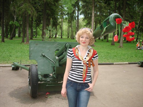 Искушение-5 (И.Дадонова). Мемориальный комплекс г. Новомосковска, после возложения...