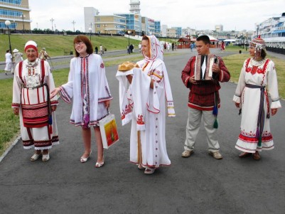Так встречают все теплоходы в Чебоксарах