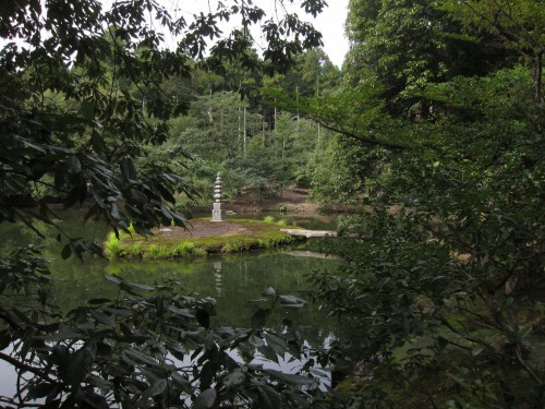 Golden temple Lake.jpg