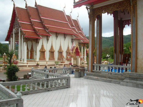 1315200418_wat_chalong_phuket_thailand_00004.jpg
