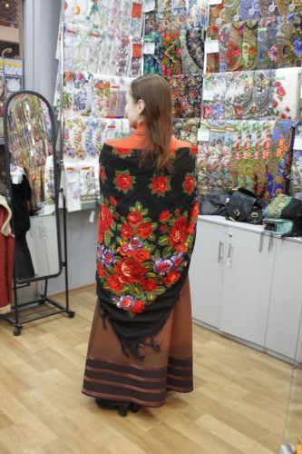 Черная хлопковая шаль