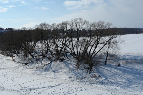 Река Пахра под снегом.