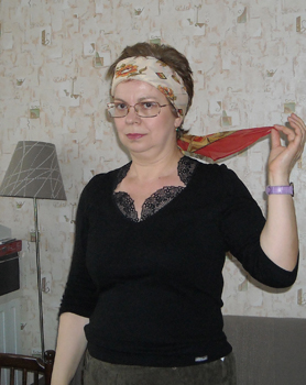Искушение<br />Автор:  Ирина Дадонова<br />Рисунок:  1247-5<br />84х84 шелк