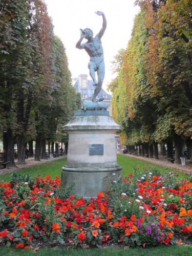 Осенняя "песня" флейтиста-сатира.