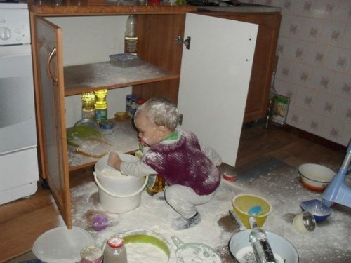 Мама! Ты сиди, сиди в интернете.jpg