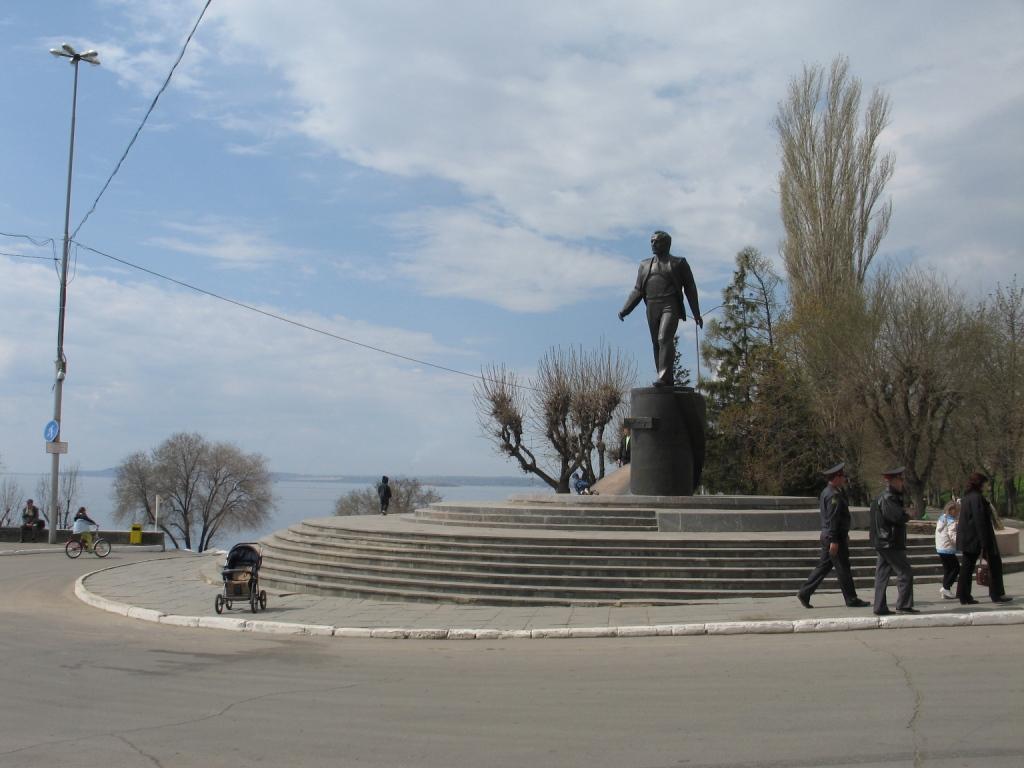 Памятник Ю. А. Гагарину