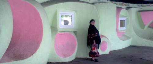 Арка, раньше тут висели таксофоны и их было полно по всей Москве