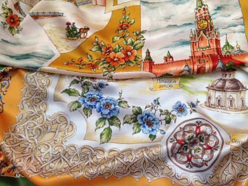 Московский Кремль 1400 - 5,  89 * 89 атлас,    Троице - Сергиева Лавра 10024 - 9, 89 * 89,  С.Иноземцев
